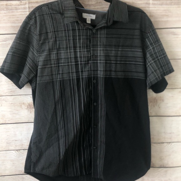 Calvin Klein button down shirt - Picture 5 of 5